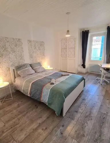 Lägenhet Le Cocon En Coeur De Prades (Pyrenees-Orientales)